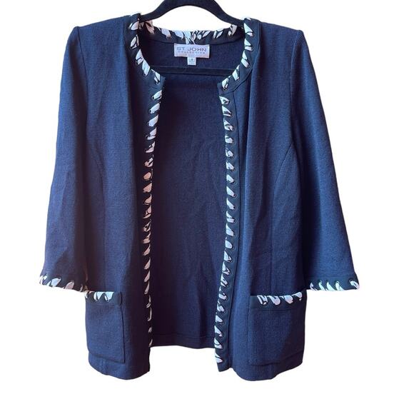 ST. JOHN Collection Size 8 BlueJacket With White Trim